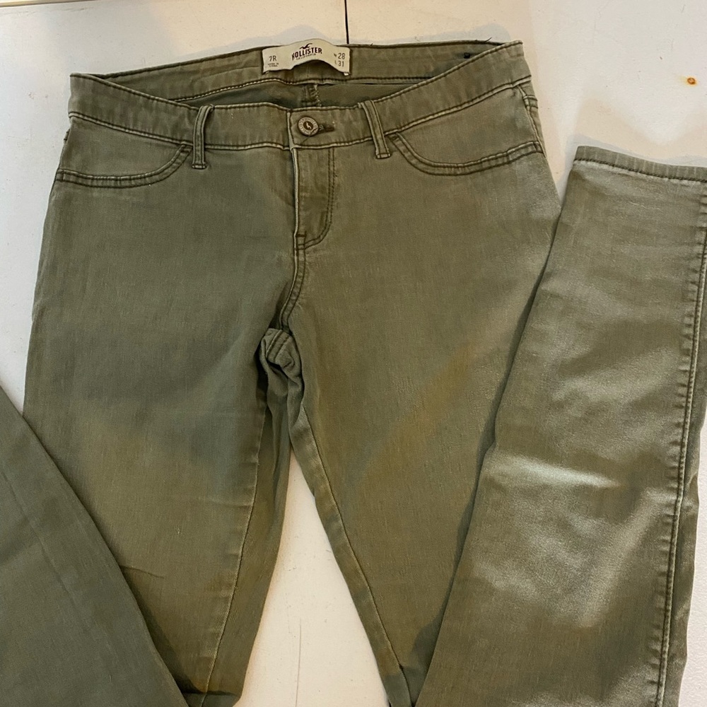 HOLLISTER JEANS size 7